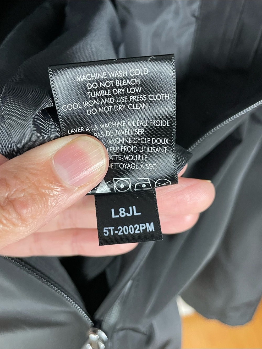 Tech by Tumi Black Zip Up Soft Shell Jacket Size M - Picture 11 of 12